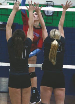 Lewistown’s Sydney Shaeffer goes up for a kill attempt during last week’s regional title match against West Prairie played at Astoria. Shaeffer recorded five kills, 14 digs and seven service points at Monday’s Class 1A Sectional semifinal, but the Lady Indians saw their season end to Wethersfield, dropping a 25-23, 25-13 decision.