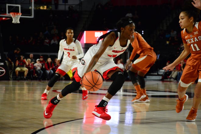 Georgia guard Que Morrison will miss time early in the year after suffering a torn meniscus during preseason practice. (Photo by Caitlyn Tam/UGA Sports Communication)