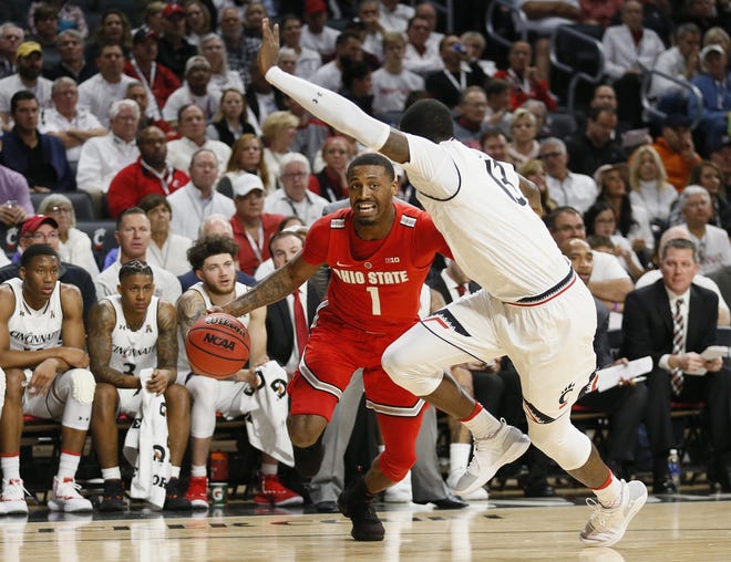 Freshman Luther Muhammad was part of the guard-heavy lineup that Ohio State used against Cincinnati on Wednesday. [Adam Cairns]