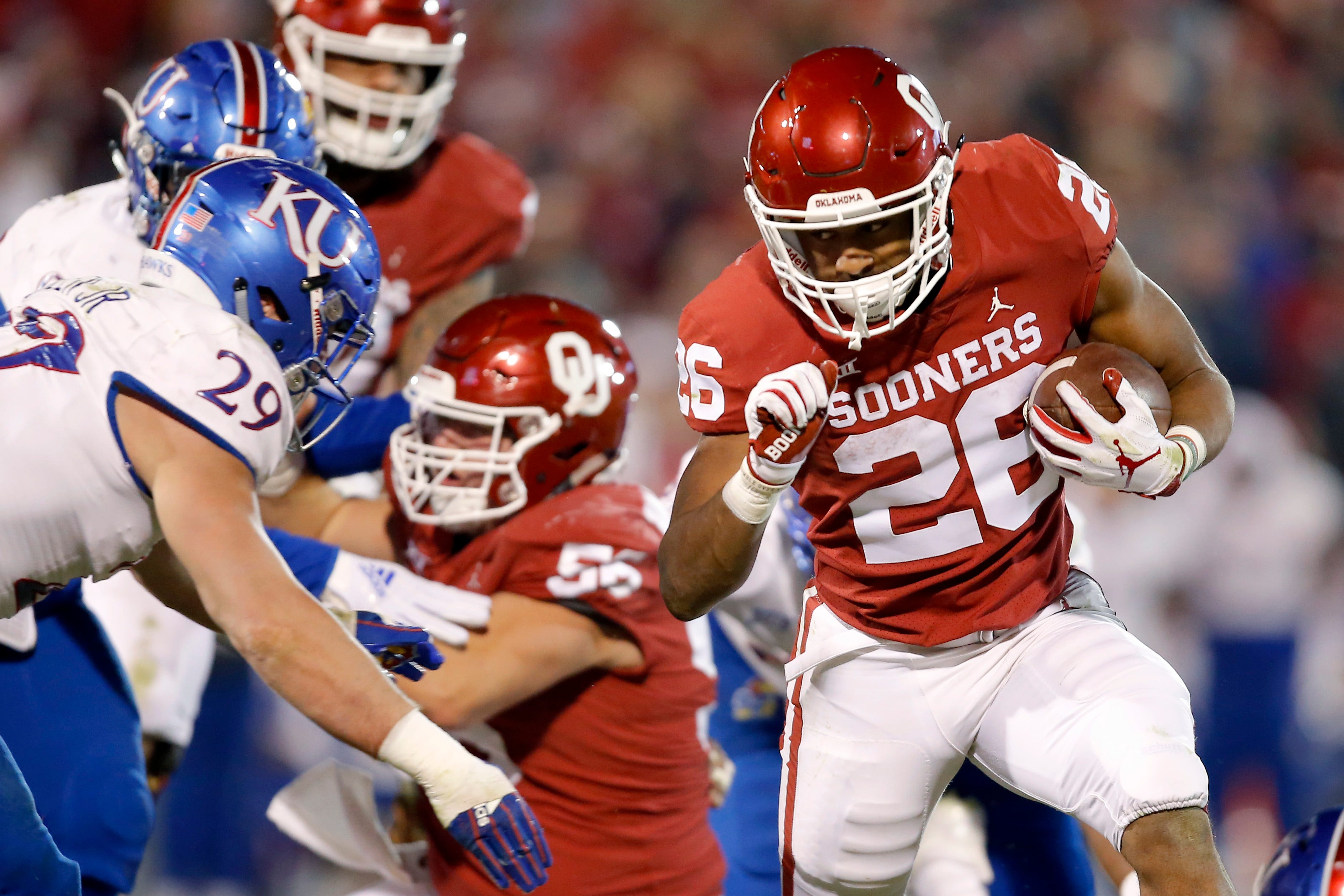 OU football speed and strength, Kennedy Brooks is just good at