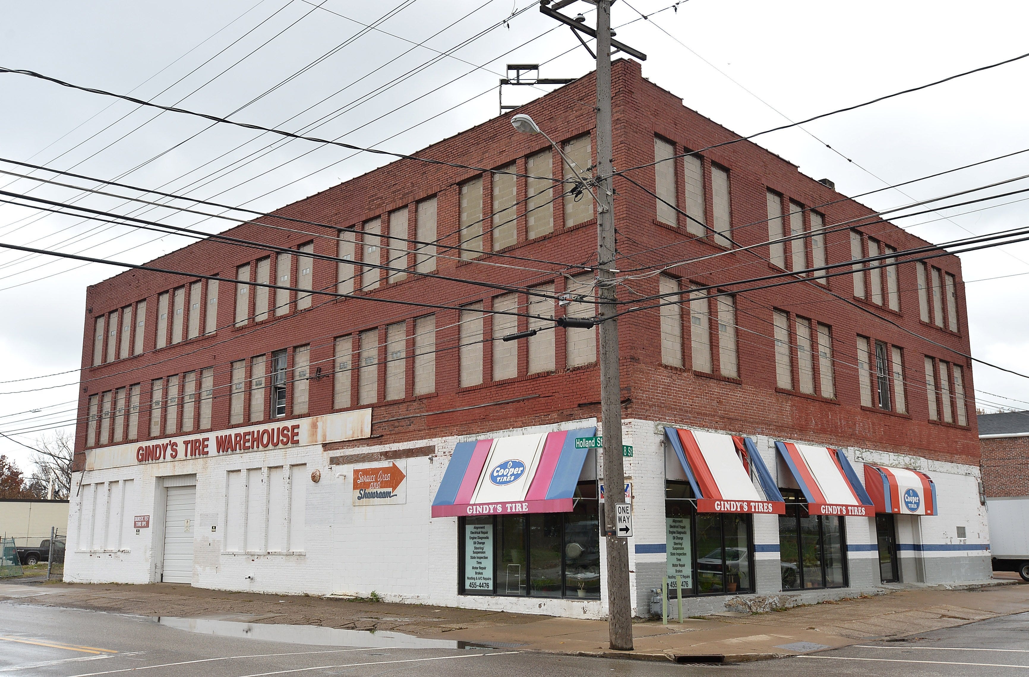 Gindy's Tire Warehouse has closed