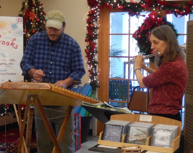 The Starry Night Band will perform at the All That Glitters shopping event in Lakeville on Nov. 30 and Dec. 1. [Submitted]