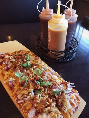 Barbecue chicken flatbread at Ovation Bistro & Bar in Lakeland. [ERIC PERA/THE LEDGER]