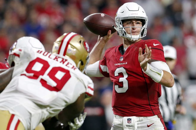 Arizona Cardinals quarterback Josh Rosen, right, has developed a celebration dance called "The Hebrew Hammer" in the hopes that he can be a role model for Jewish fans and also a leader in the locker room. [AP PHOTO/RALPH FRESO, FILE]