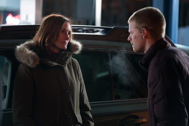 Holly (Julia Roberts) tries to listen to another of Ben’s (Lucas Hedges) excuses. [Roadside Attractions]