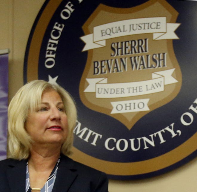 Summit County Prosecutor Sherri Bevan Walsh said Wednesday that she disagrees with the Summit County Equal Employment Opportunity's finding that a supervisor working in her office had sexually harrassed two secretaries. [Karen Schiely/ Beacon Journal/Ohio.com file photo]