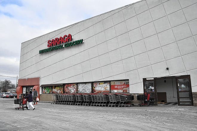The owner of Saraga International Grocery, an ethnic-food superstore on Morse Road in north Columbus, plans to open a second location on Hamilton Road just south of Whitehall this year.