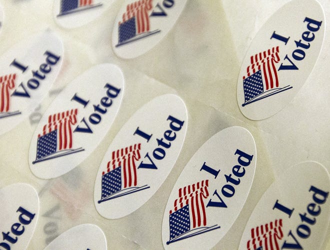 State officials said Friday that about 95,000 non-U.S. citizens might have registered to vote in Texas. [RALPH BARRERA/AMERICAN-STATESMAN]