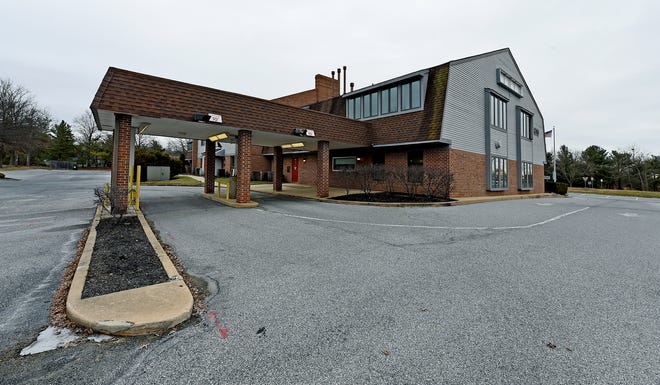 The Evesham Township Zoning Board approved plans for a Royal Farms on the corner of Route 73 and Lincoln Drive, despite opposition from neighbors. [NANCY ROKOS / STAFF PHOTOJOURNALIST]