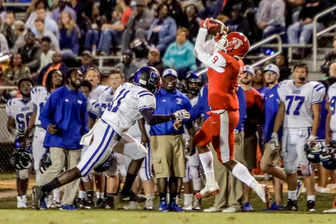 Seventy-First's Camari Williams catches the ball during a game against Scotland in October. Williams announced his commitment to the U.S. Naval Academy for football next season. [Raul F. Rubiera/The Fayetteville Observer]