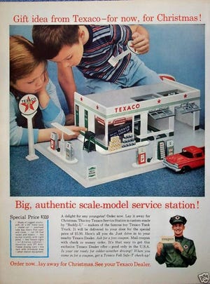 The popular Texaco service station featured Buddy L vehicles and was available only at area Texaco dealers. [Texaco]