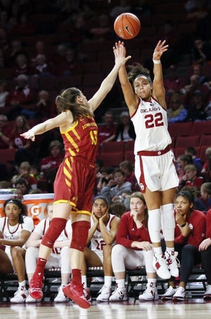 Oklahoma's Ana Llanusa, right, might be the leader the Sooners are looking for during this tough season. The sophomore from Choctaw is averaging 26.2 points over the last seven games. [NATE BILLINGS, THE OKLAHOMAN]