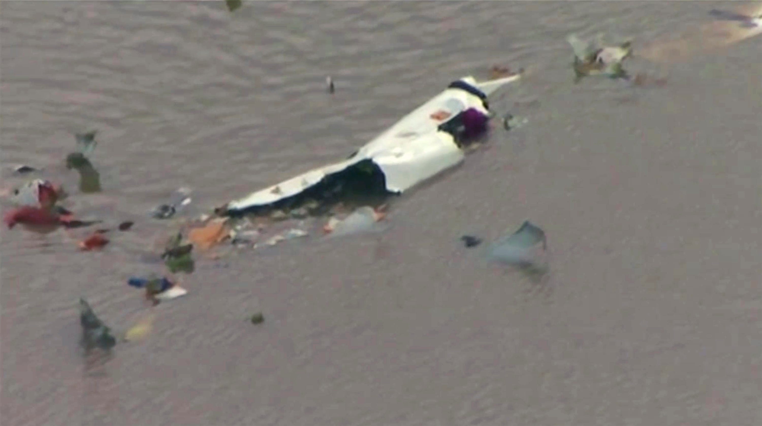 Boeing 767 cargo jet with 3 aboard crashes near Houston