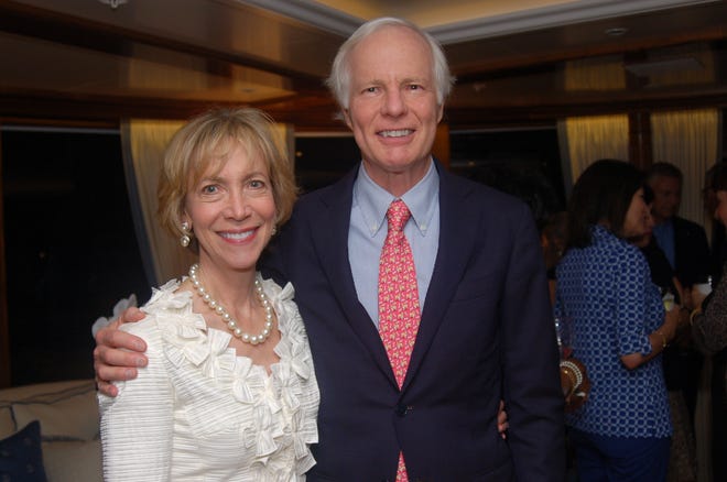Jocelyn and Robin Martin at 2014 reception. [File photo by Debbie Schatz]