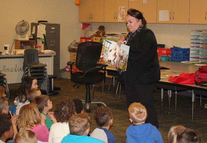 Author and illustrator Patricia Polacco used her storytelling skills recently at Colon Elementary School. She told students the story of her book, “Babushka’s Doll.”