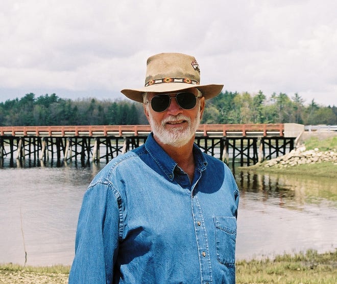 On Sunday, folksinger/songwriter Bill Staines will be the final performer in the 47 years of the Woods Hole Folk Music Society concert series. REDHOUSERECORDS.COM