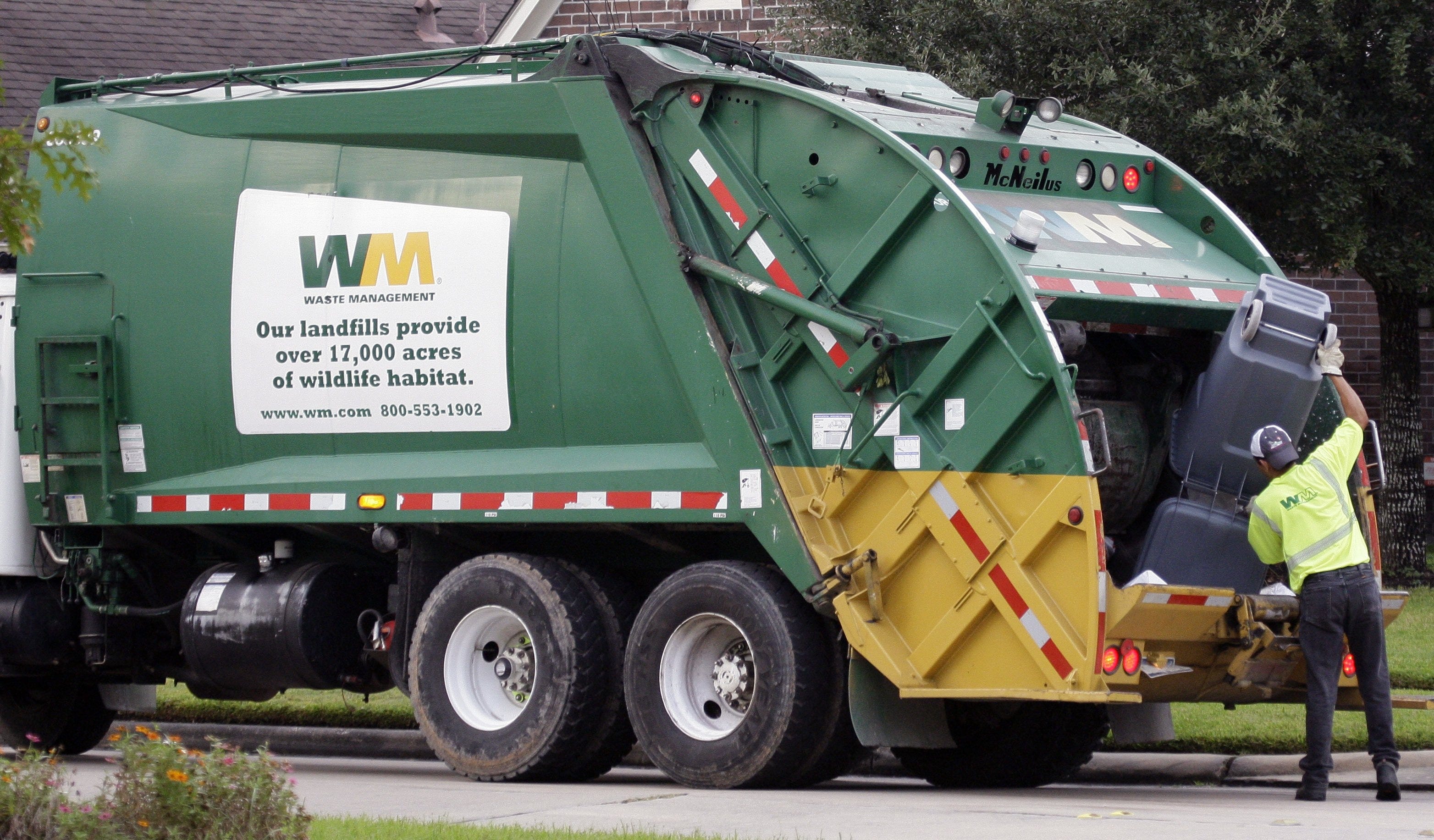 Waste Management pays $3 billion for Advanced Disposal