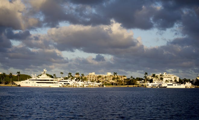 The Australian Dock, left, and Peruvian Dock are part of the town docks, the only public marina in Palm Beach. [Meghan McCarthy/Daily News file photo]