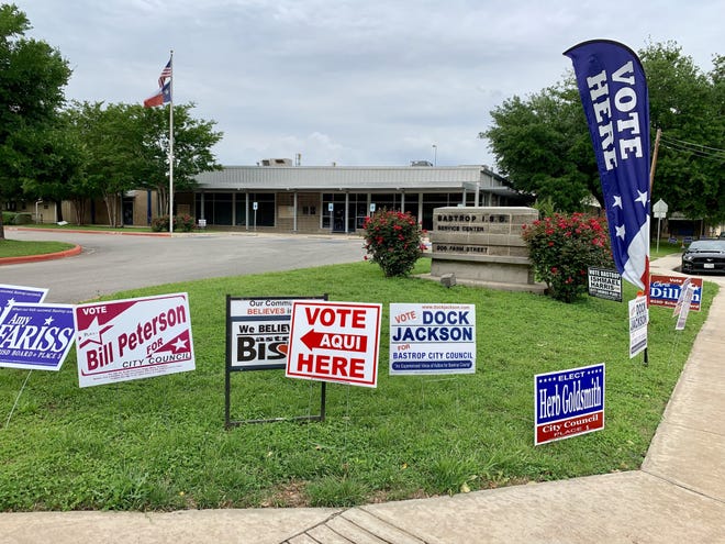 The Bastrop school district service center was one of several early voting polling locations for the May 4 election. [ANDY SEVILLA/ BASTROP ADVERTISER]