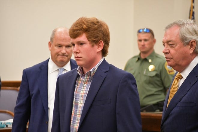 Paul Murdaugh, center, made his first public appearance Monday to face charges related to the death of Mallory Beach from a February boat crash in Beaufort County. [Photo by Laura McKenzie]