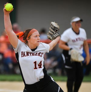 RON JOHNSON/JOURNAL STAR Washington pitcher Kayana Diederich delivers her pitch during the Class 3A Washington Sectional softball final with Normal U-High on Saturday. U-High won the game, 5-4.
