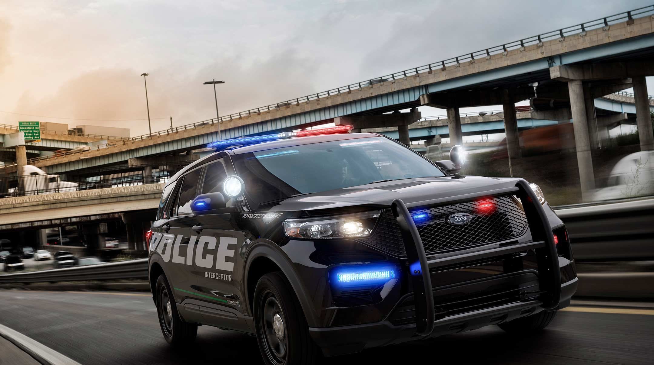 Ford Sanitizing Police Interceptor Suvs With Heat To Fight Coronavirus