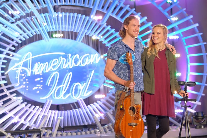 David Francisco Platillero, left, and Kristi Wilhelm, a Springfield native who graduated from Springfield High in 2008, appeared on a 2018 episode of “American Idol.” [ABC]