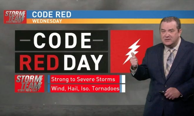 In this screengrab from a Wednesday morning weather report on WICS-TV, Joe Crain talks about the latest "Code Red" weather alert.
