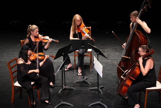 Mei Mei Luo (from left), Dina Kostic, Rene Reder, Janet Clippard and Susan Bergeron perform in a Palm Beach Chamber Music Festival concert. The festival begins July 5 and runs through July 28 at various venues in Palm Beach County.



[Photo by Rob Norris]