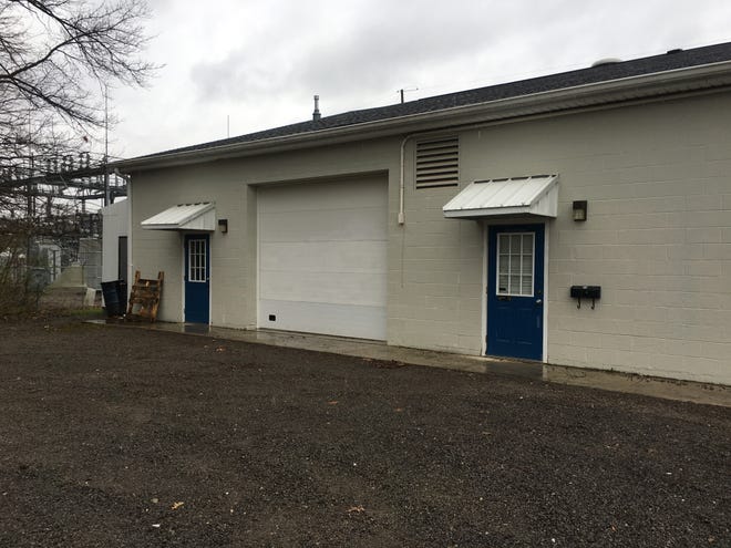 Ohio Direct Distributors was operating out of a nondescript building on Lincoln Way E in Massillon. According to court papers, ODD moved into the unit last October. (GateHouse Ohio Media / Samantha Ickes, Massillon Independent)