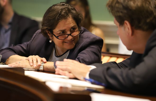 Councilor Eileen Duff provided one of the swing votes Wednesday to confirm prosecutor Karen McCarthy to the Parole Board.  [State House News Service Photo / Sam Doran]