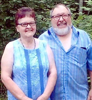 Mr. and Mrs. Dan Wengerd