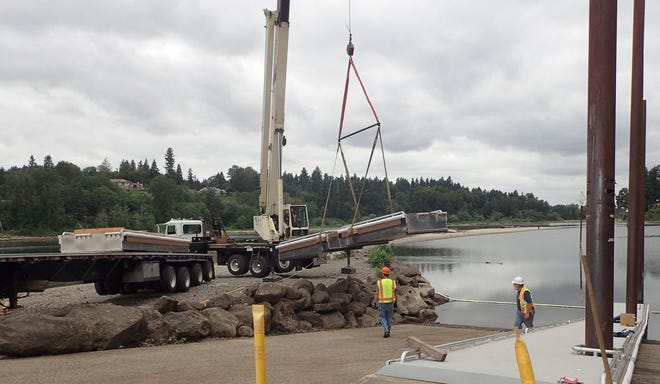 The recently installed boarding dock at the Meldrum Bar boat ramp, operated by the City of Gladstone, is one of several projects that earned Oregon Marine Board grants. [Oregon Marine Board]