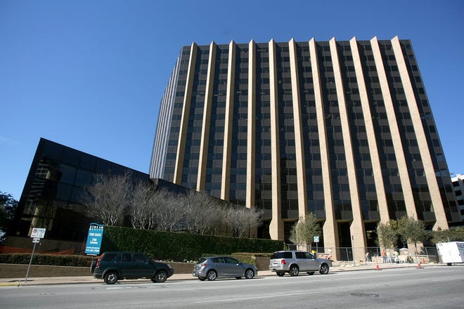 Travis County government building at 700 Lavaca Street in downtown Austin. [ALBERTO MARTINEZ/AMERICAN-STATESMAN]