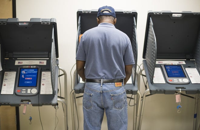 A federal lawsuit targets Texas laws on ballot access for minor-party and independent candidates. [RICARDO B. BRAZZIELL/AMERICAN-STATESMAN]
