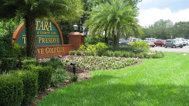 On Thursday, the Manatee County Planning Commission recommended that Lake Lincoln, the developer of Tara, only be allowed to have residences or residential-support uses, such as an assisted living facility or a day care center, at the southwest corner of Tara Boulevard and State Road 70. Lake Lincoln, which wants commercial zoning for the site, sued the county when it was denied any development on that property. [HERALD-TRIBUNE STAFF PHOTO / DALE WHITE]