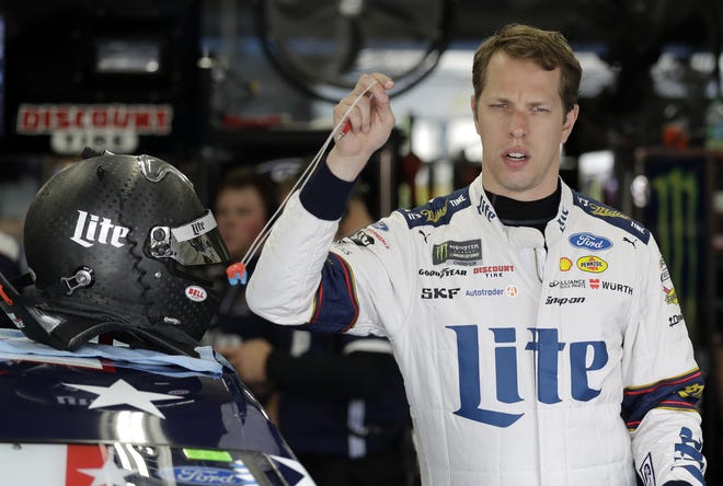 Starved for a pole position for nearly two years, Brad Keselowski put a decisive end to the qualifying drought late Friday at New Hampshire Motor Speedway, edging Kyle Busch for the top starting spot in Sunday’s Foxwoods Resort Casino 301 (3 p.m. on NBCSN). [News-Journal file]