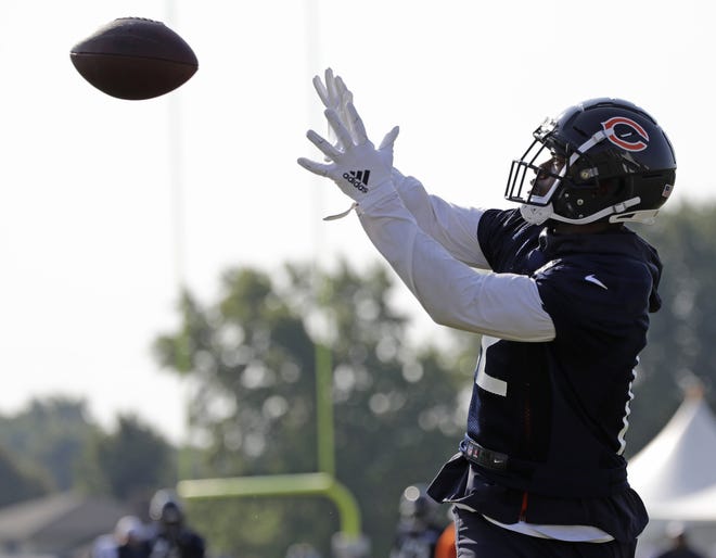 Chicago Bears wide receiver Allen Robinson II catches a ball during last Saturday's camp session in Bourbonnais. [AP Photo/Nam Y. Huh]