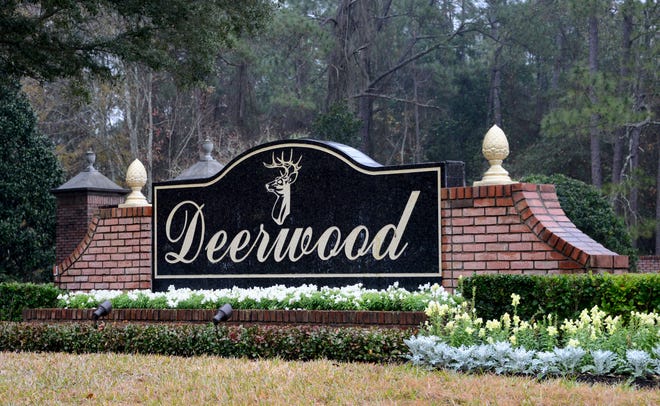 Deerwood Country Club [File]