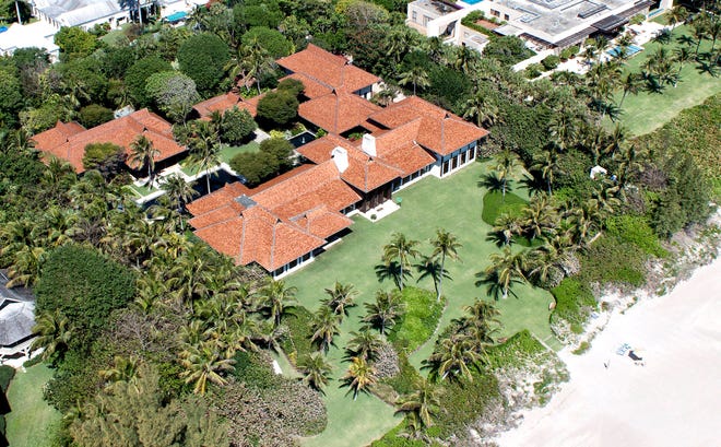 An oceanfront house completed in 2000 at 60 Blossom Way has sold for just under $100 million to billionaire hedge-fund manager Ken Griffin, who owns the estate next door, according to Palm Beach Daily News sources and a deed filed Friday. [Photo by Brian Lee, courtesy WoollyMammothPhoto.com]