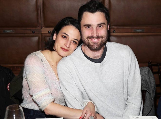 Actress Jenny Slate and Westport art gallery curator Ben Shattuck are engaged.