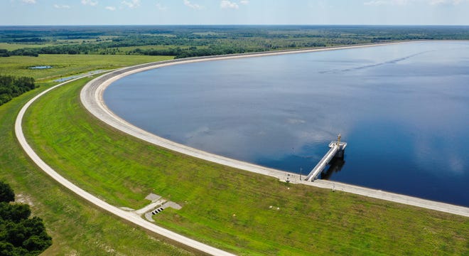 An aerial view of the Peace River Manasota Regional Water Supply Authority's main reservoir in rural Arcadia. The reservoir stores 6 billion gallons pumped from the Peace River. The authority, which has expansion plans, provides drinking water to Sarasota, Charlotte and DeSoto counties and the city of North Port. [HERALD-TRIBUNE STAFF PHOTO / DAN WAGNER]