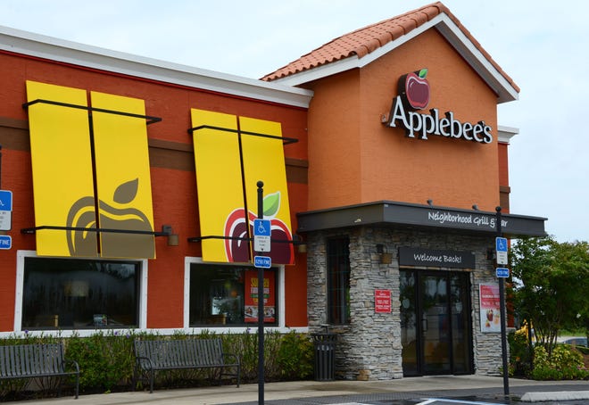 Applebee's Neighborhood Grill & Bar, 4507 Town Center Pkwy. Photo taken Aug. 4, 2015. [Bob Mack, Florida Times-Union]
