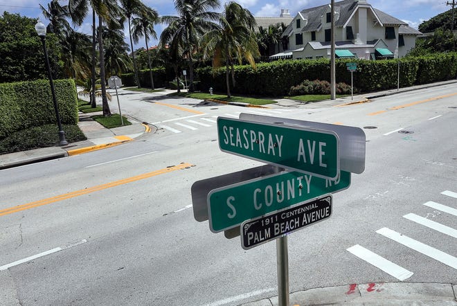 The intersection of Seaspray Avenue and South County Road. [DAMON HIGGINS/palmbeachdailynews.com]