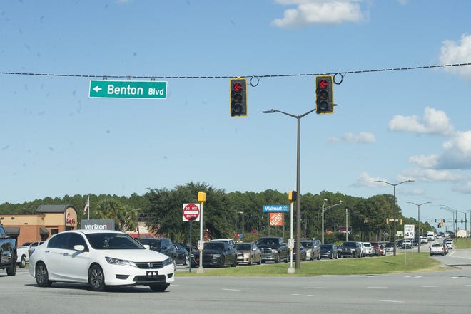 Cars drive along Pooler Parkway on Friday. According to data from Pooler Police, Pooler Parkway intersections and interchanges account for nearly one-third of wrecks in the city from Jan. 1, 2014, to Sept. 25, 2019. [Will Peebles/Savannahnow.com]