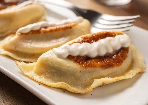 Guy Fieri powraca na Górę Pierogie w centrum Columbus Guy Fieri powraca na Górę Pierogie w centrum Columbus