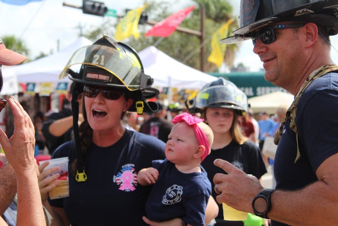 A wide section of the Sarasota community tasted their way through the 20th annual Morton’s Firehouse Chili Cook-off on Sunday. Organizers said nearly 3,000 people packed along Osprey Avenue in Sarasota. [HERALD-TRIBUNE STAFF PHOTO / TIMOTHY FANNING]