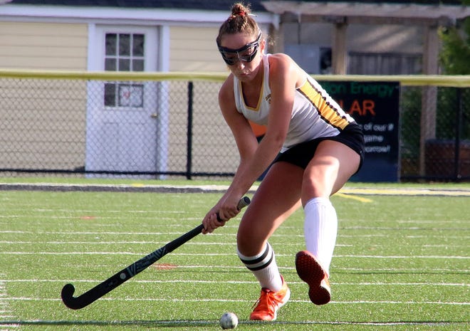 Senior captain Kay McNamara and the Nauset field hockey team fell to Masfield 2-1 in the opening round of the South sectional tournament. [FILE PHOT]