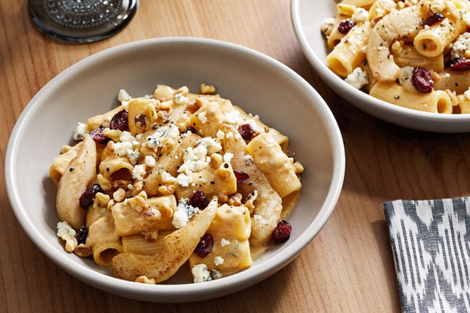 Pasta With Caramelized Pears and Gorgonzola. 



(The Washington Post/Tom McCorkle)