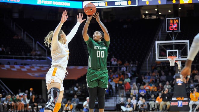 Day'Neshia Banks (00) led Stetson with 21 points in a Tuesday night loss at No. 23 Tennessee. [Stetson Athletics]